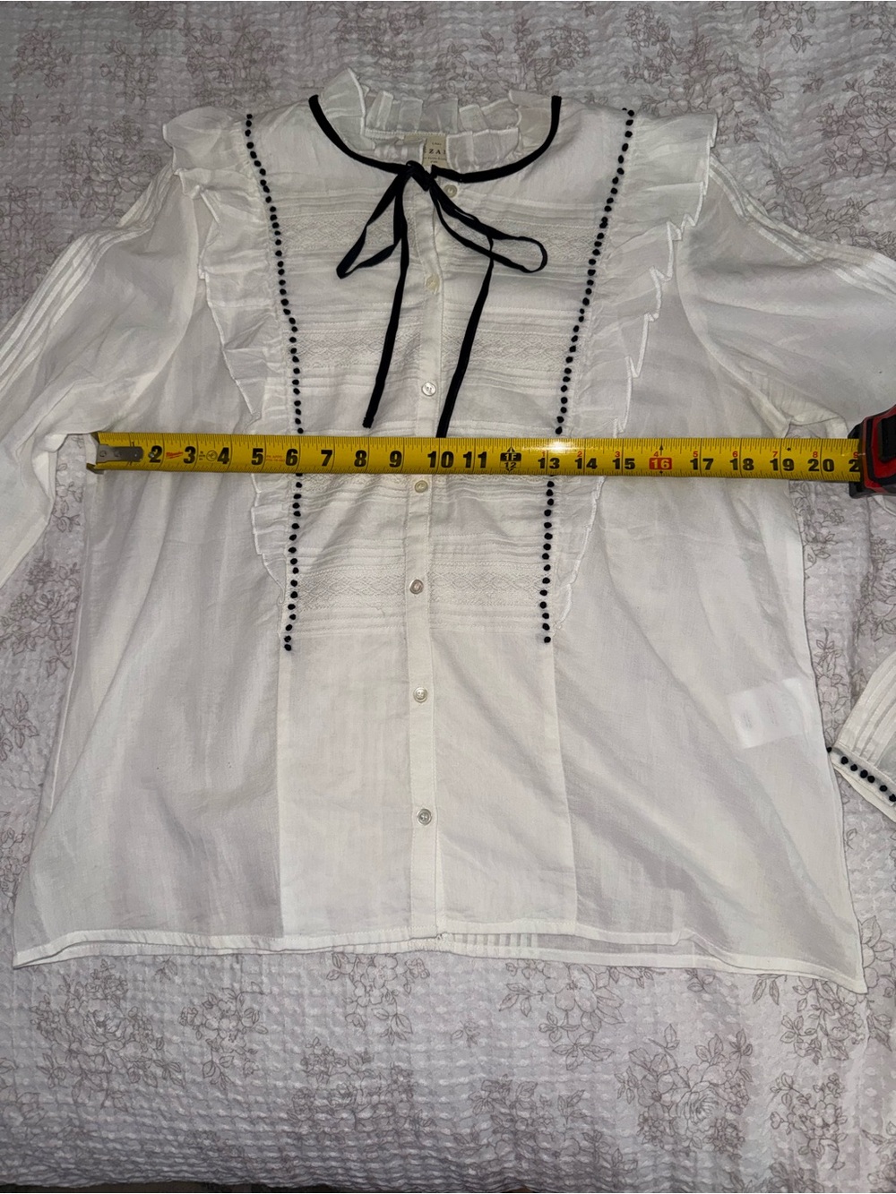 SEZANE "Valentine" Ruffle Blouse black and ivory size 8 medium - Picture 12 of 13